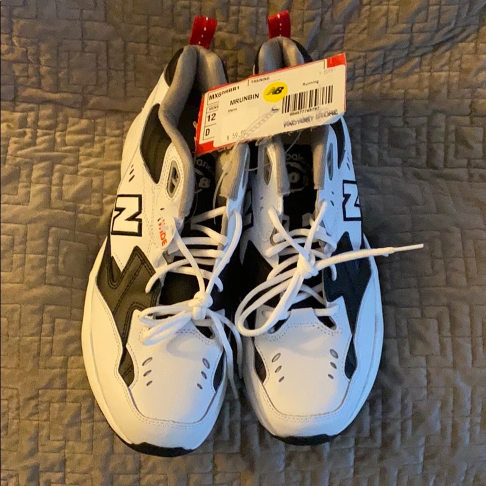 Men’s sneakers